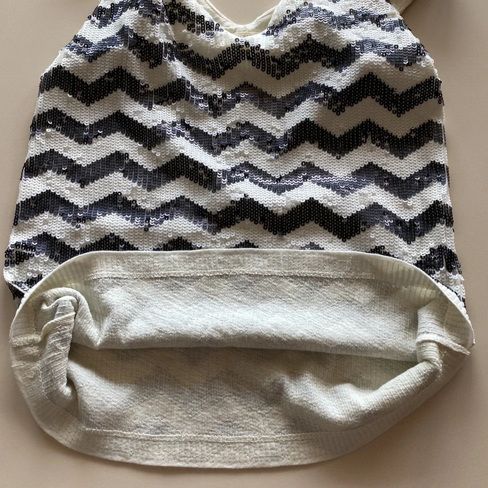 J Crew Black and White Sequin Top size XXS - Picture 5 of 7